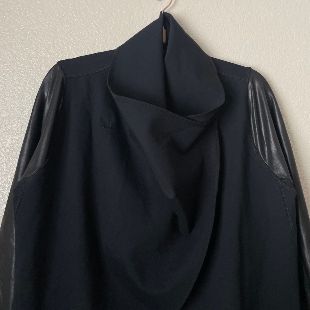 Spanx Drape Front Jacket Womens XL Black Faux Leather Asymmetrical Open Front - Picture 4 of 11